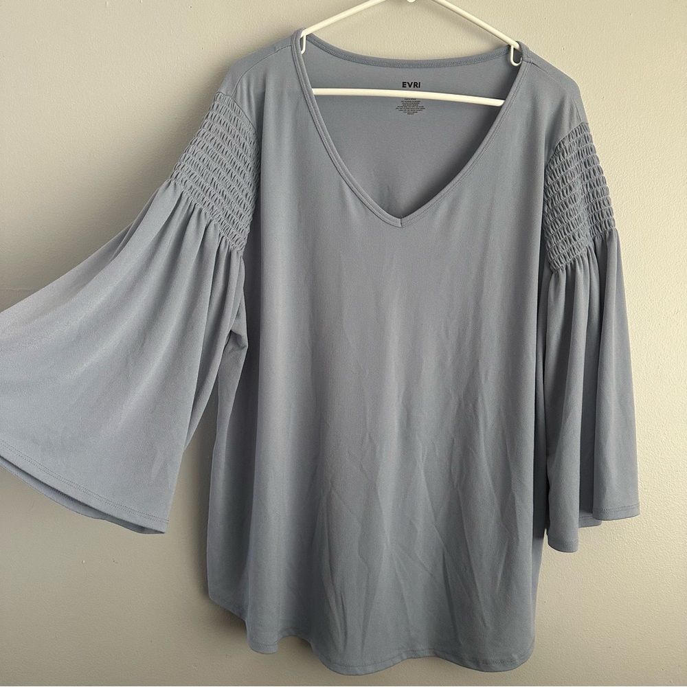 Women’s 1X bell sleeve Evri Top light blue 1xl smocked flare sleeves oversized